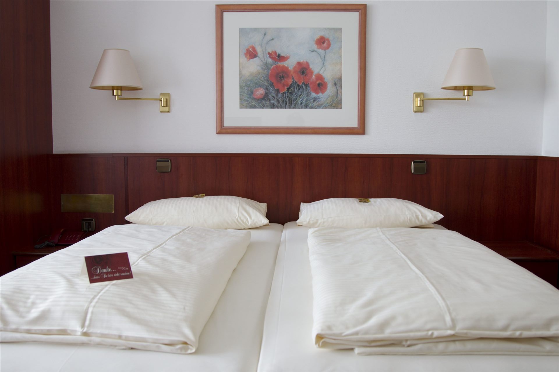 Double room with direct lake view