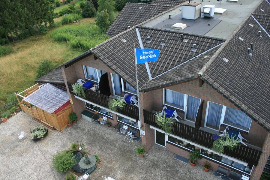 Hotel Seeblick – aerial view with terrace